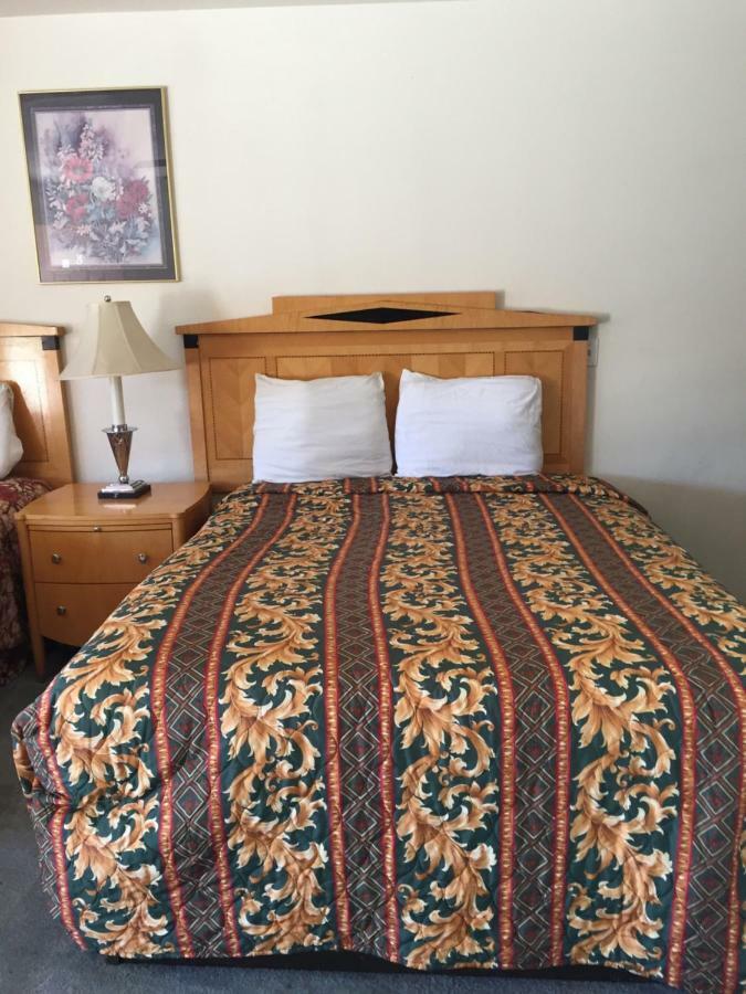 River Valley Inn Needles Extérieur photo